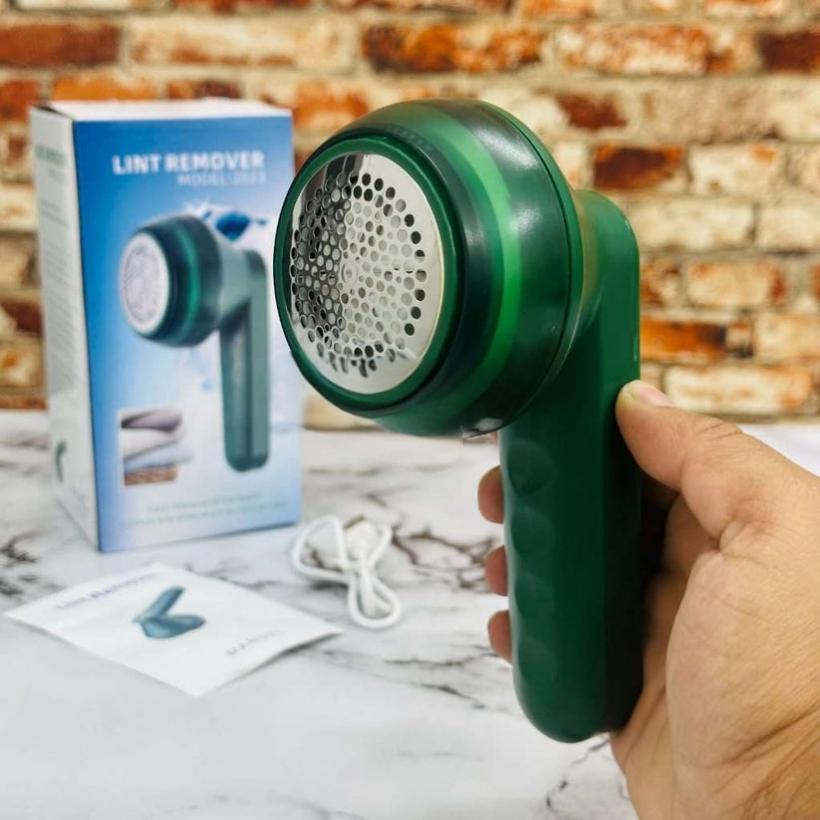 Portable lint remover